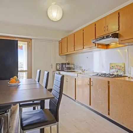 Bright And Cosy Flat With Terrace In Front Of Racetrack - Welkeys *
